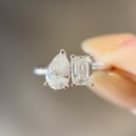 Phoebe Toi et Moi Ring | 0.57 ct pear and 0.64 ct emerald ring | Lab Grown Diamond