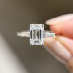 Elovia Trilogy Ring | 1.59 ct emerald ring | Lab Grown Diamond